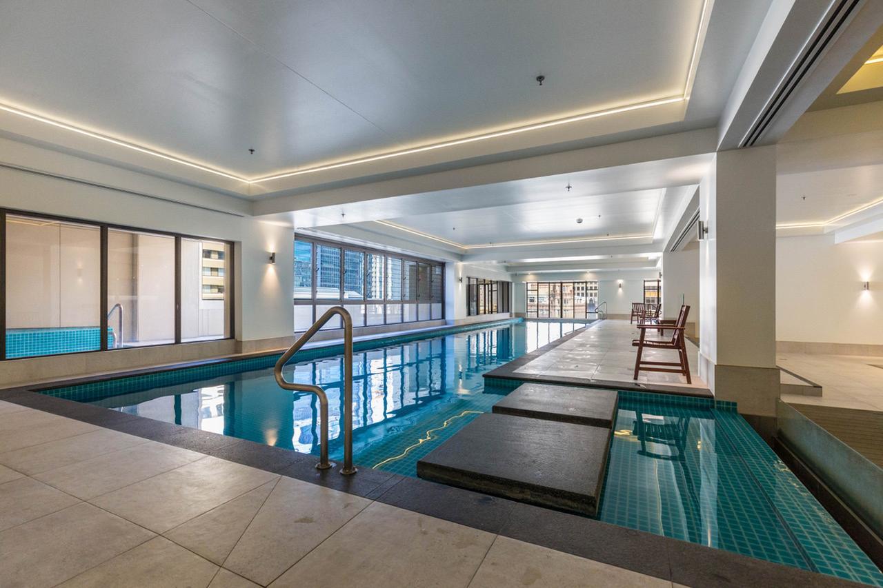 Stylish Central City Apartment With Pool And Gym Auckland Exterior photo